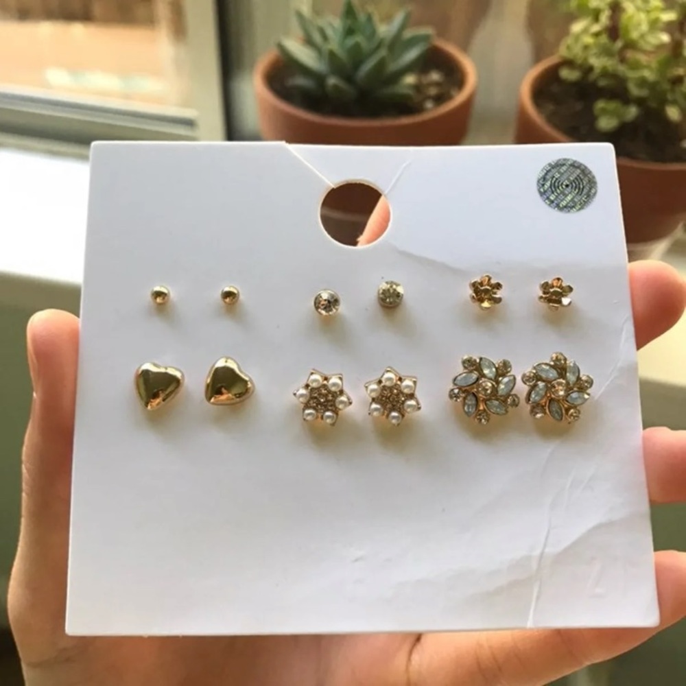 Forever 21 Earring set